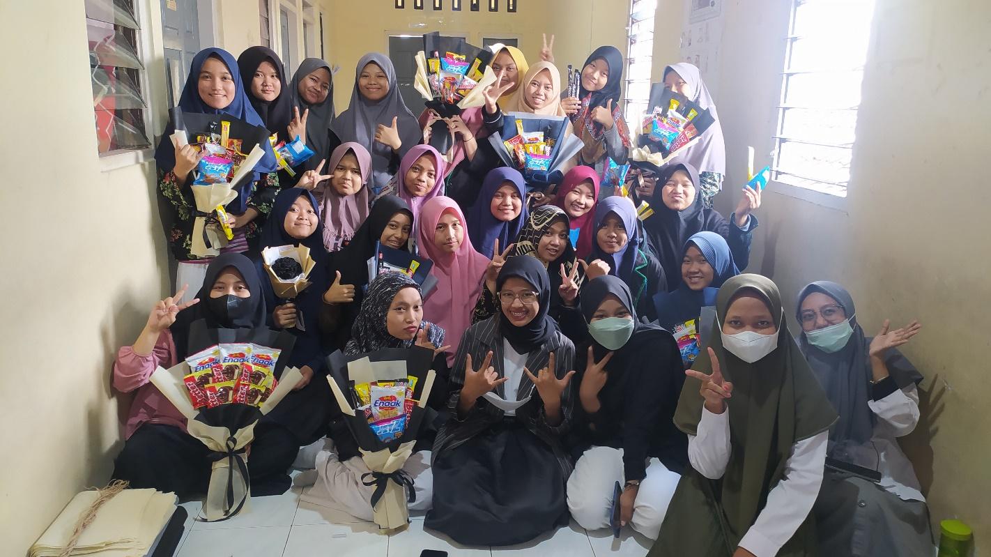 Senyum Kita Sukses Mengadakan Pemberdayan Ekonomi Kreatif di Panti La Tahzan, Kota Gede, Yogyakarta